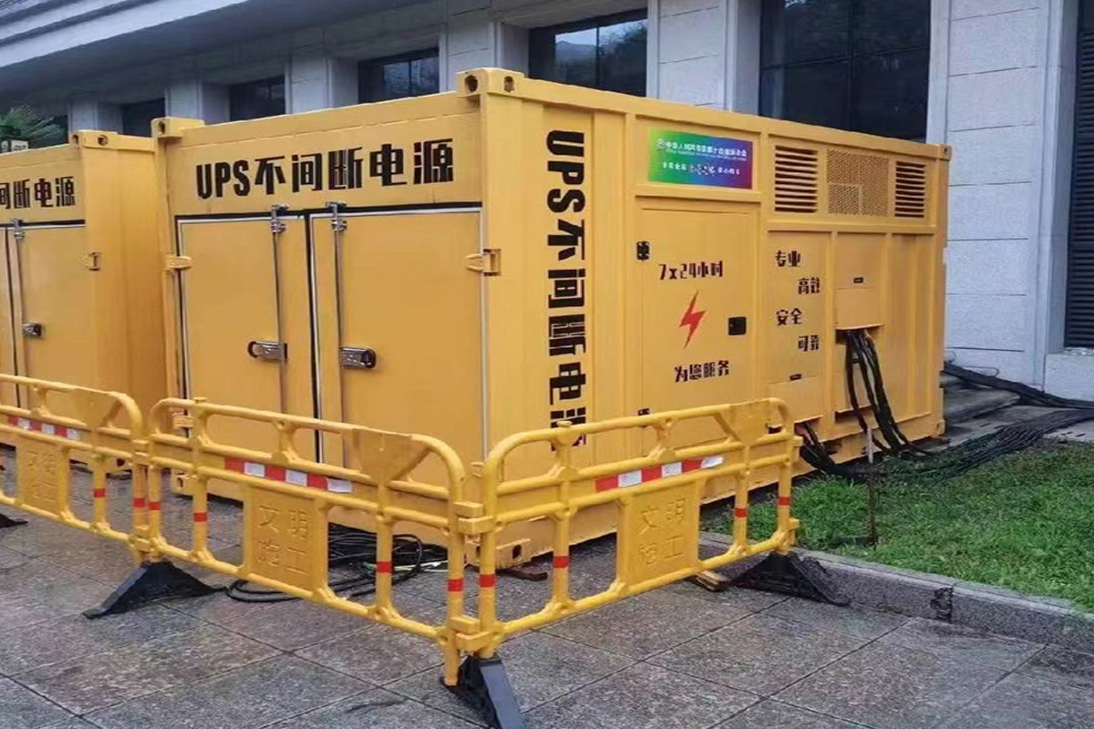 龙山发电机租赁施工现场